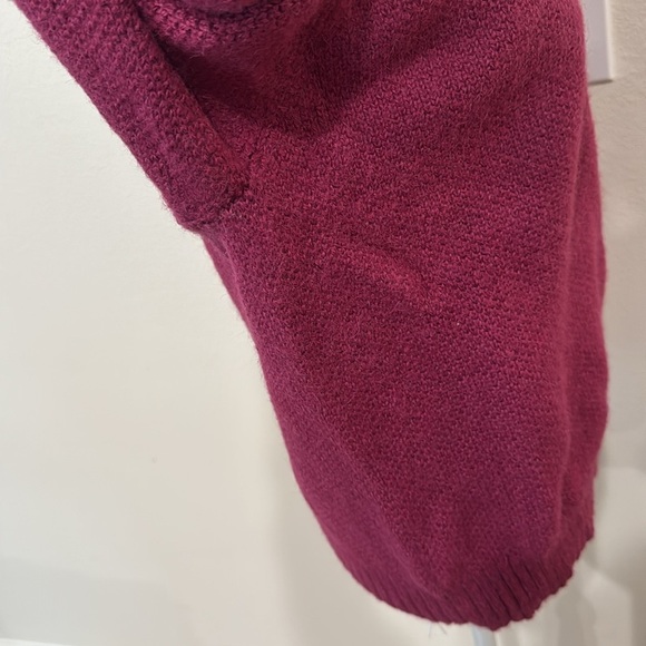 The Peruvian Connection Vintage Wool Sweater - Picture 8 of 13